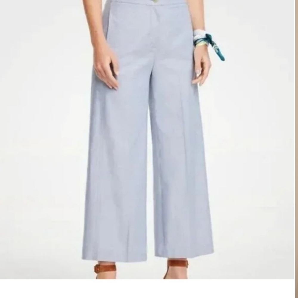 Ann Taylor "The Marina" Cropped Wide Legged Pants  Size 2